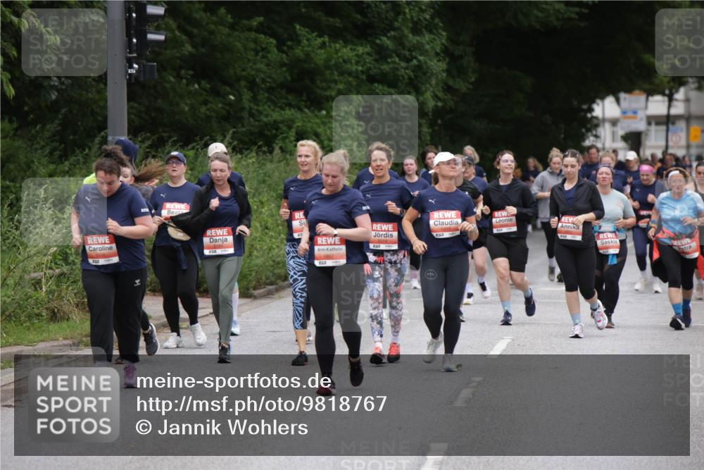 14.06.2026 - REWE Women's Run Jannik Wohlers http://msf.ph/oto/9818767 14.06.2026 11:01:51 Laufen 5018 meine-sportfotos.de