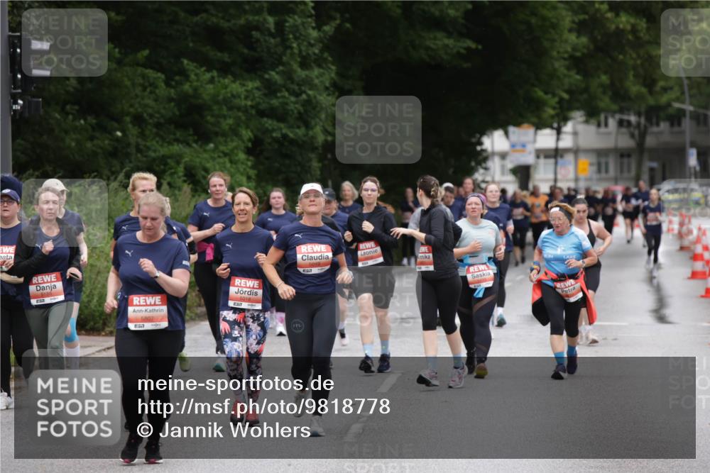14.06.2026 - REWE Women's Run Jannik Wohlers http://msf.ph/oto/9818778 14.06.2026 11:01:53 Laufen 5186, 5807, 57, 5018, 5019 meine-sportfotos.de