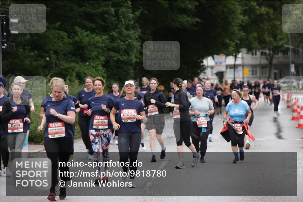 14.06.2026 - REWE Women's Run Jannik Wohlers http://msf.ph/oto/9818780 14.06.2026 11:01:53 Laufen 5186, 5807, 57, 5018, 5019, 57 meine-sportfotos.de