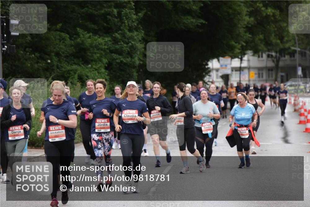 14.06.2026 - REWE Women's Run Jannik Wohlers http://msf.ph/oto/9818781 14.06.2026 11:01:53 Laufen 3, 5186, 5019, 5807, 57, 5018, 7 meine-sportfotos.de