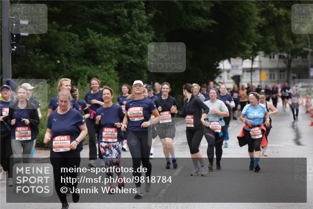 14.06.2026 - REWE Women's Run Jannik Wohlers http://msf.ph/oto/9818784 14.06.2026 11:01:53 Laufen 5186, 651, 5807, 57, 5018, 5019 meine-sportfotos.de