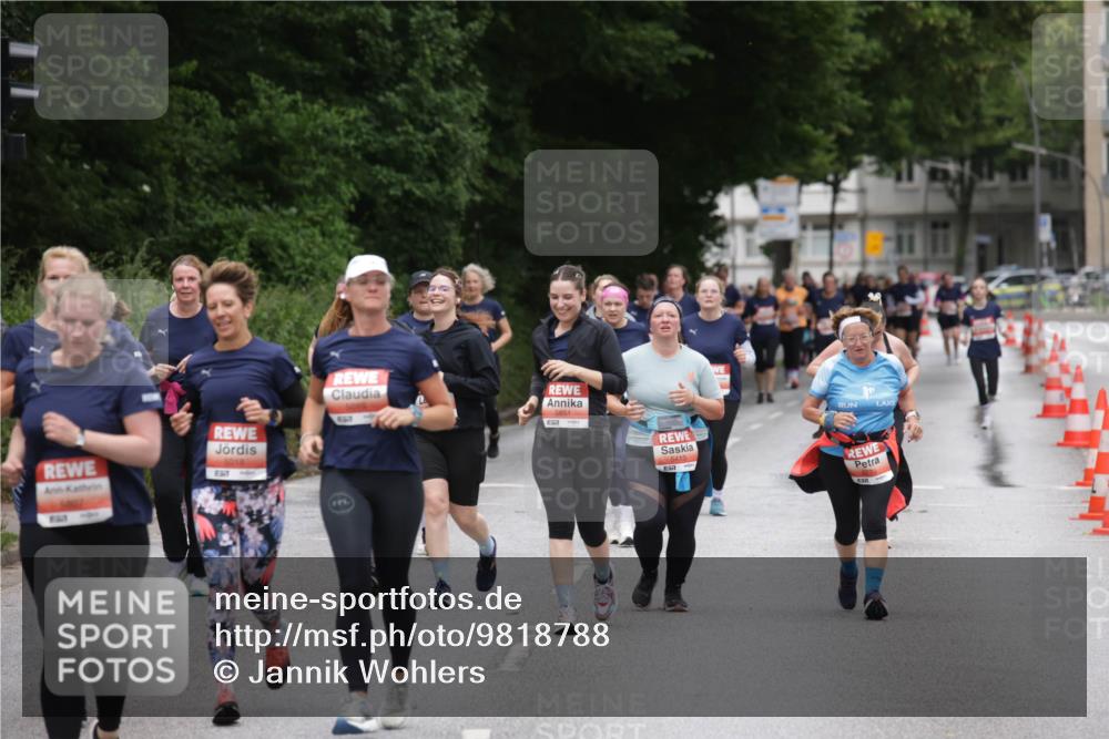 14.06.2026 - REWE Women's Run Jannik Wohlers http://msf.ph/oto/9818788 14.06.2026 11:01:54 Laufen 7 meine-sportfotos.de