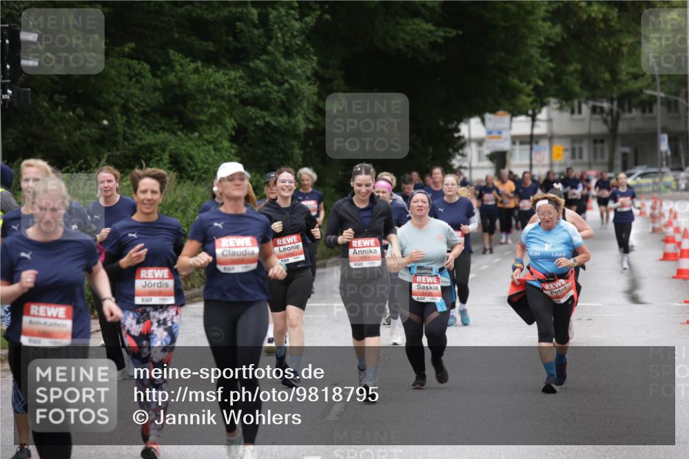 14.06.2026 - REWE Women's Run Jannik Wohlers http://msf.ph/oto/9818795 14.06.2026 11:01:55 Laufen 3, 837, 5852, 5851, 5413 meine-sportfotos.de