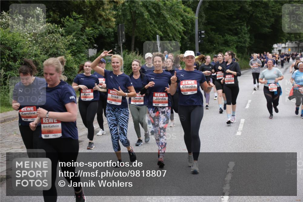14.06.2026 - REWE Women's Run Jannik Wohlers http://msf.ph/oto/9818807 14.06.2026 11:02:00 Laufen 5596, 5807, 657, 5016, 5018, 5019, 7 meine-sportfotos.de