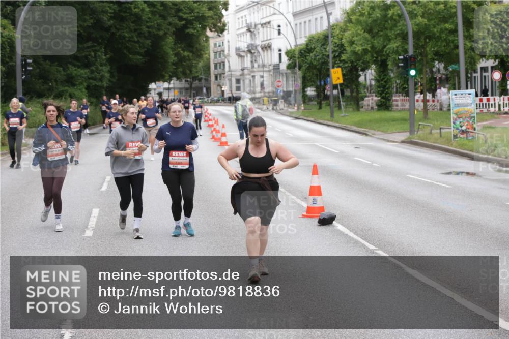 14.06.2026 - REWE Women's Run Jannik Wohlers http://msf.ph/oto/9818836 14.06.2026 11:02:06 Laufen 57, 01 meine-sportfotos.de
