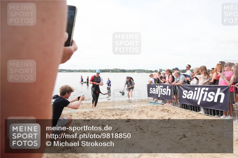 21.06.2026 - Viking Triathlon Michael Strokosch http://msf.ph/oto/9818850 21.06.2026 10:24:35 Schwimmen 517 meine-sportfotos.de