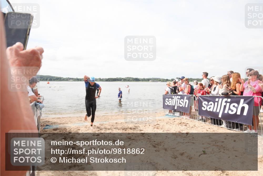 21.06.2026 - Viking Triathlon Michael Strokosch http://msf.ph/oto/9818862 21.06.2026 10:26:35 Schwimmen 21, 474, 548 meine-sportfotos.de
