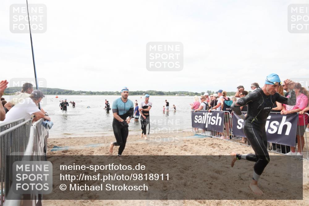 21.06.2026 - Viking Triathlon Michael Strokosch http://msf.ph/oto/9818911 21.06.2026 10:30:02 Schwimmen 169, 359, 527 meine-sportfotos.de