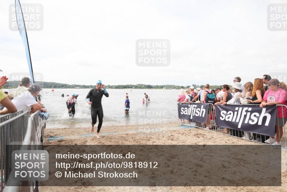 21.06.2026 - Viking Triathlon Michael Strokosch http://msf.ph/oto/9818912 21.06.2026 10:30:09 Schwimmen 31, 169, 270, 359, 527 meine-sportfotos.de