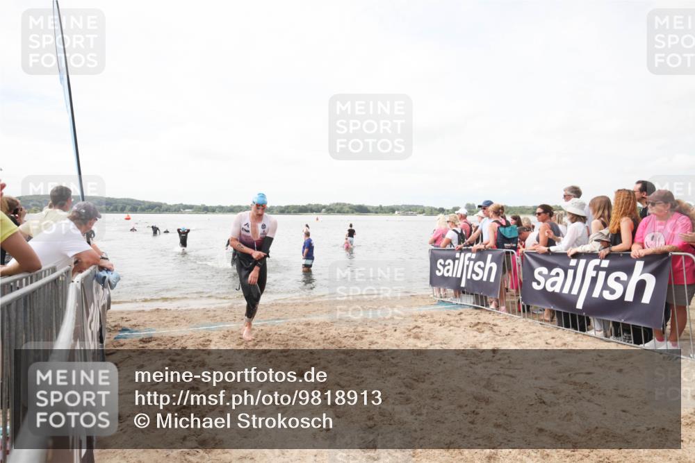 21.06.2026 - Viking Triathlon Michael Strokosch http://msf.ph/oto/9818913 21.06.2026 10:30:11 Schwimmen 31, 38, 270 meine-sportfotos.de