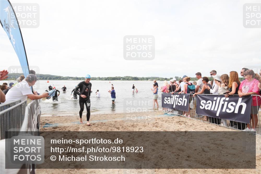 21.06.2026 - Viking Triathlon Michael Strokosch http://msf.ph/oto/9818923 21.06.2026 10:31:04 Schwimmen 131, 454, 665 meine-sportfotos.de