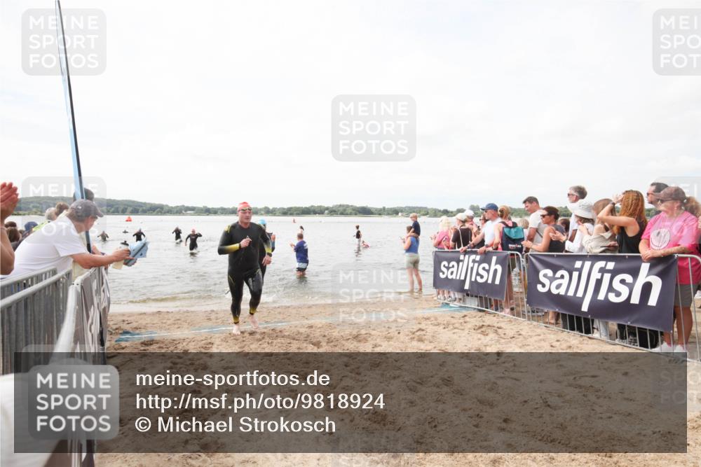 21.06.2026 - Viking Triathlon Michael Strokosch http://msf.ph/oto/9818924 21.06.2026 10:31:07 Schwimmen 131, 454, 665 meine-sportfotos.de