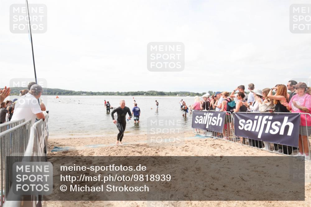 21.06.2026 - Viking Triathlon Michael Strokosch http://msf.ph/oto/9818939 21.06.2026 10:32:27 Schwimmen 13, 145 meine-sportfotos.de