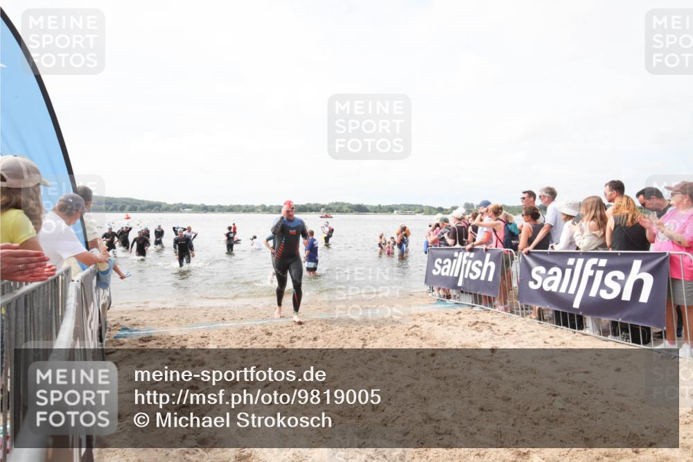 21.06.2026 - Viking Triathlon Michael Strokosch http://msf.ph/oto/9819005 21.06.2026 10:35:23 Schwimmen 73, 100, 568, 623 meine-sportfotos.de