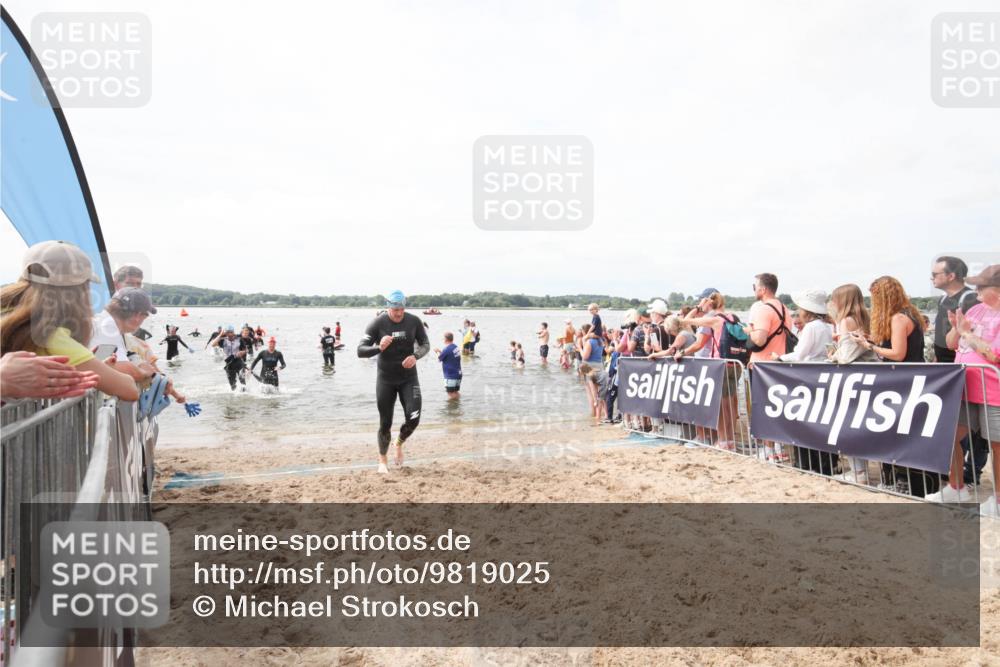 21.06.2026 - Viking Triathlon Michael Strokosch http://msf.ph/oto/9819025 21.06.2026 10:36:18 Schwimmen 200, 323, 360, 530, 560, 656 meine-sportfotos.de