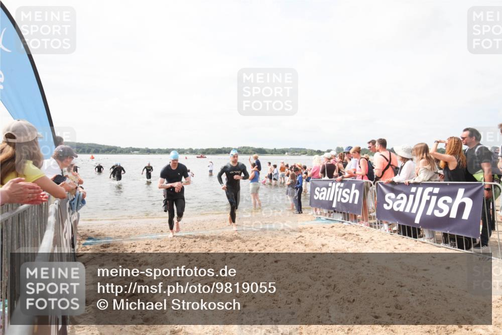 21.06.2026 - Viking Triathlon Michael Strokosch http://msf.ph/oto/9819055 21.06.2026 10:37:16 Schwimmen 84, 142, 553 meine-sportfotos.de