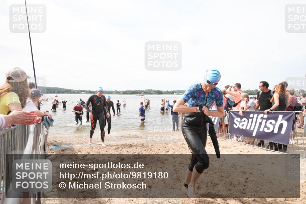 21.06.2026 - Viking Triathlon Michael Strokosch http://msf.ph/oto/9819180 21.06.2026 10:42:18 Schwimmen 86, 94, 188, 193, 266, 279, 399, 492, 516 meine-sportfotos.de