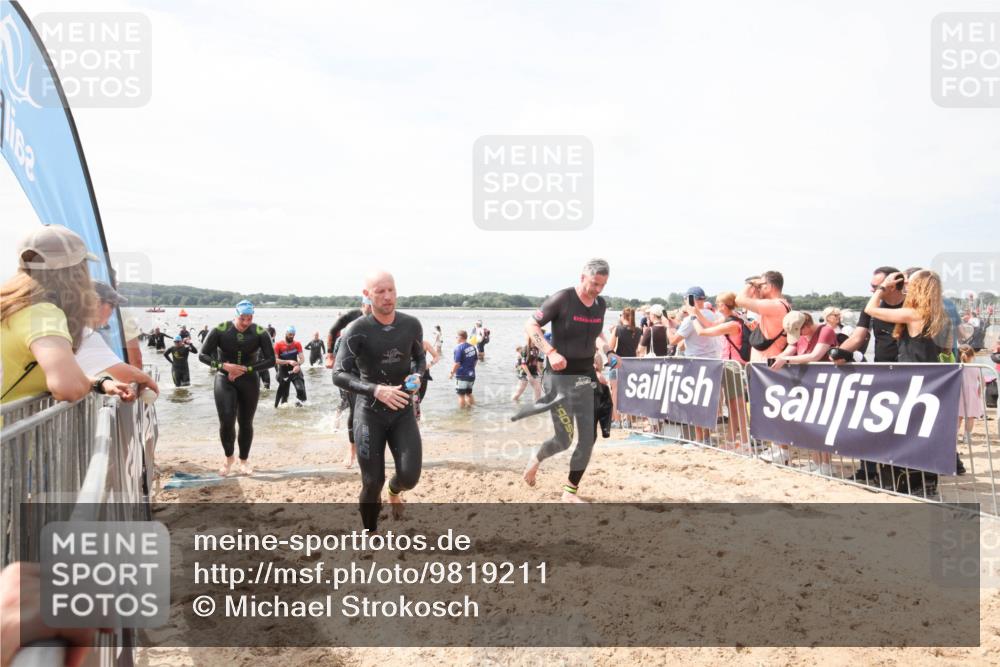 21.06.2026 - Viking Triathlon Michael Strokosch http://msf.ph/oto/9819211 21.06.2026 10:43:18 Schwimmen 88, 251, 259, 482, 489, 505, 511, 619 meine-sportfotos.de