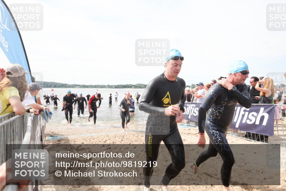 21.06.2026 - Viking Triathlon Michael Strokosch http://msf.ph/oto/9819219 21.06.2026 10:43:26 Schwimmen 69, 251, 287, 473, 482, 489, 511, 528, 533, 619, 645 meine-sportfotos.de