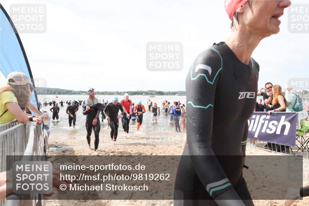 21.06.2026 - Viking Triathlon Michael Strokosch http://msf.ph/oto/9819262 21.06.2026 10:45:11 Schwimmen 33, 36, 308, 310, 329, 345, 369, 415, 445, 577, 658, 668 meine-sportfotos.de