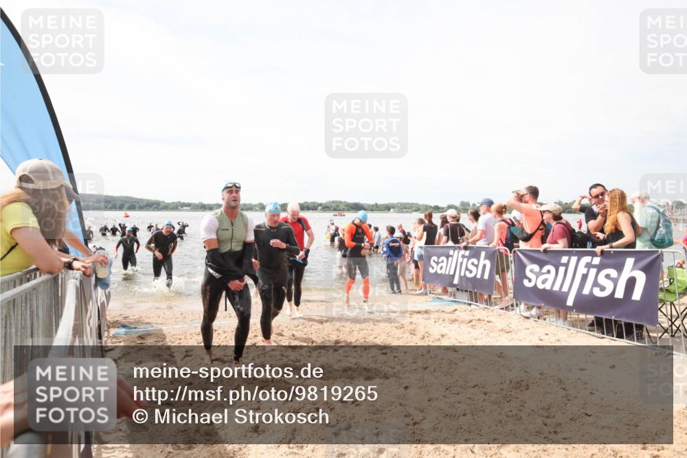 21.06.2026 - Viking Triathlon Michael Strokosch http://msf.ph/oto/9819265 21.06.2026 10:45:12 Schwimmen 33, 36, 151, 308, 310, 329, 345, 369, 415, 445, 577, 668 meine-sportfotos.de