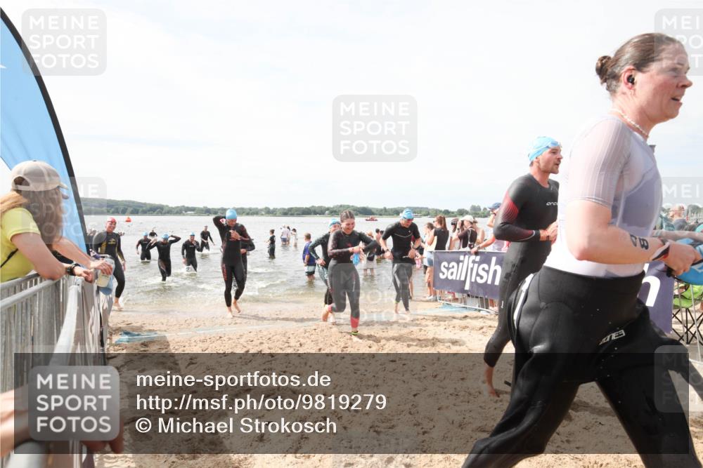 21.06.2026 - Viking Triathlon Michael Strokosch http://msf.ph/oto/9819279 21.06.2026 10:45:28 Schwimmen 48, 105, 147, 258, 273, 274, 302, 354, 635 meine-sportfotos.de