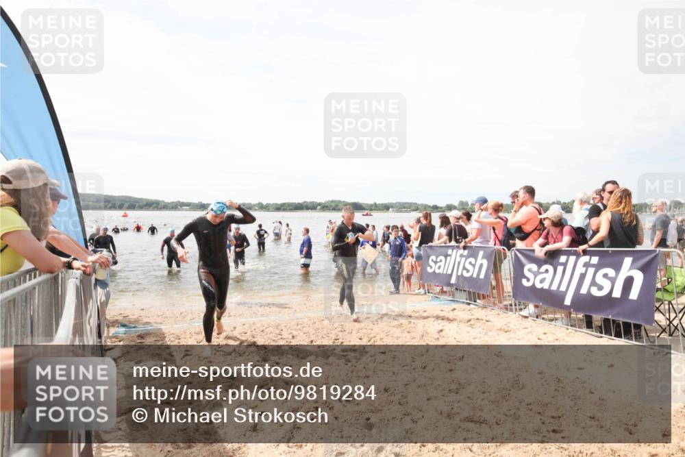 21.06.2026 - Viking Triathlon Michael Strokosch http://msf.ph/oto/9819284 21.06.2026 10:45:34 Schwimmen 37, 48, 85, 105, 147, 158, 273, 274, 302, 354, 376, 635 meine-sportfotos.de