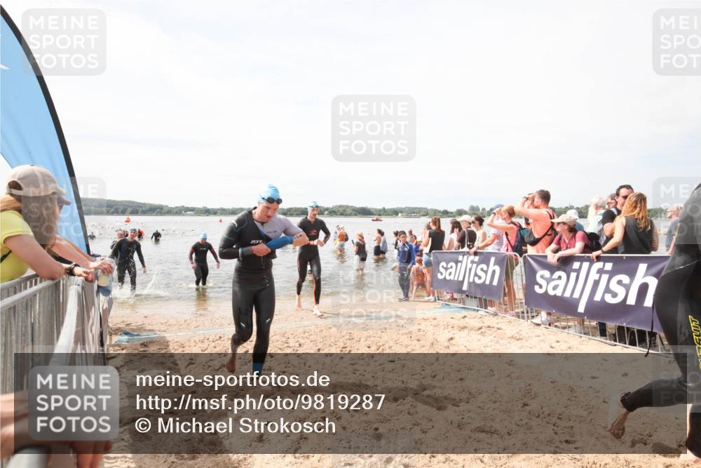 21.06.2026 - Viking Triathlon Michael Strokosch http://msf.ph/oto/9819287 21.06.2026 10:45:36 Schwimmen 37, 85, 105, 147, 158, 273, 274, 302, 376, 540, 635 meine-sportfotos.de