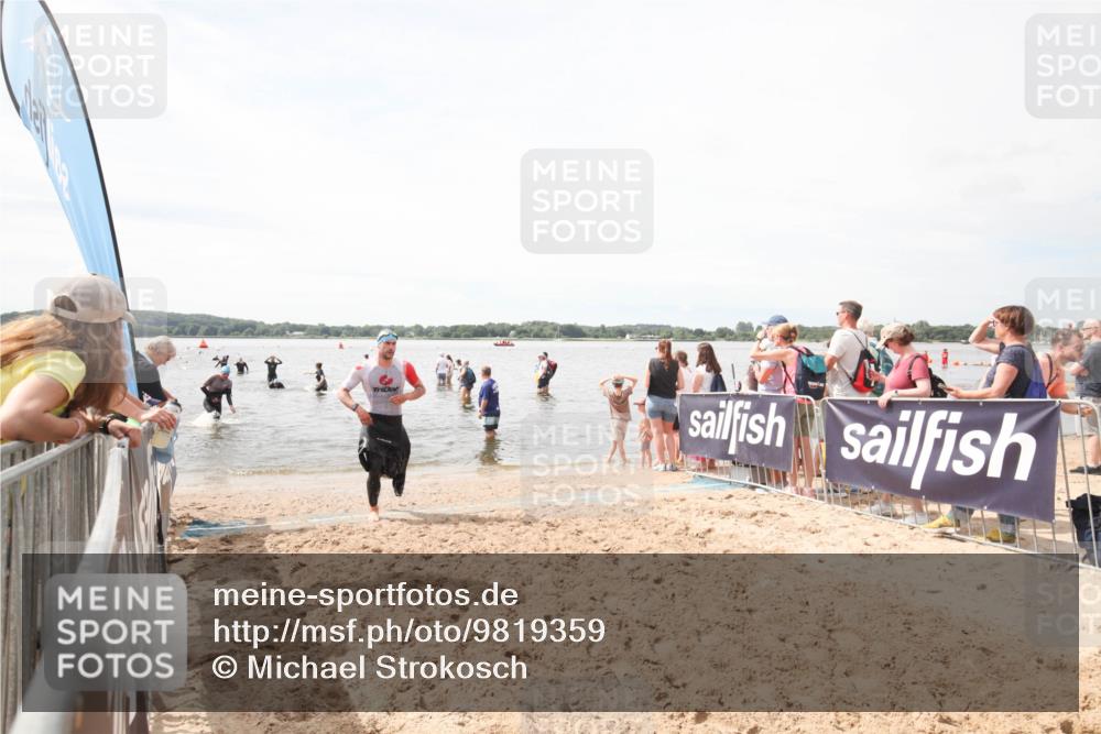 21.06.2026 - Viking Triathlon Michael Strokosch http://msf.ph/oto/9819359 21.06.2026 10:47:52 Schwimmen 56, 297, 574 meine-sportfotos.de