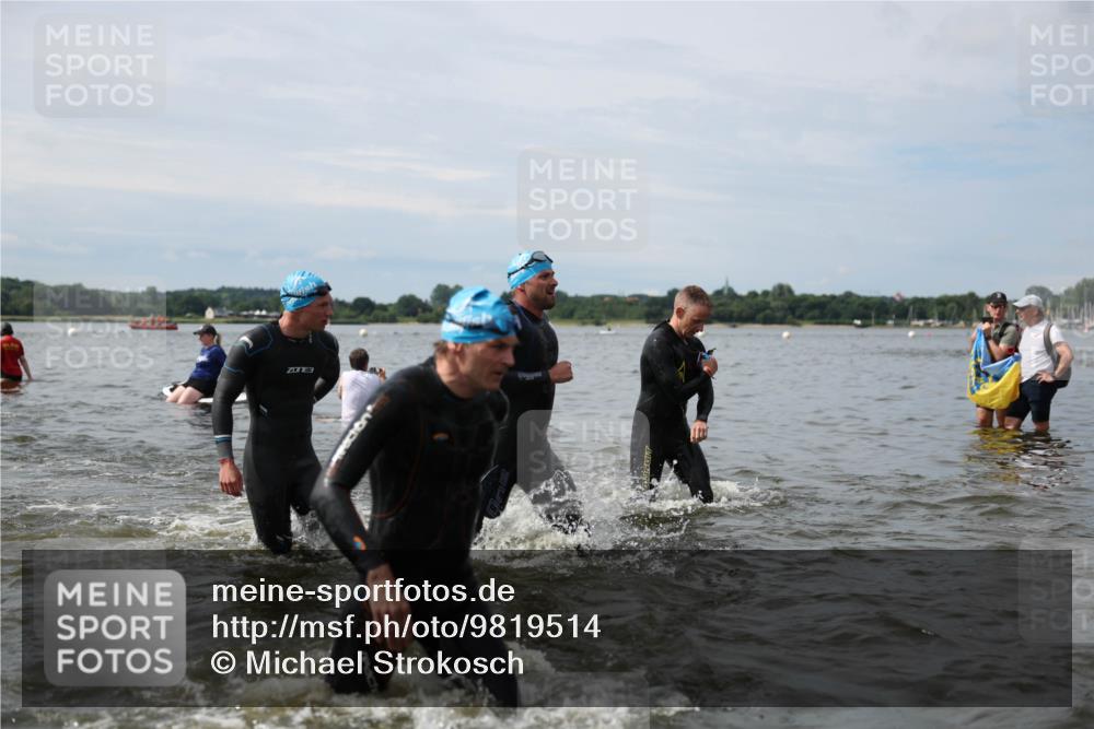 21.06.2026 - Viking Triathlon Michael Strokosch http://msf.ph/oto/9819514 21.06.2026 10:45:24 Schwimmen 37, 48, 54, 85, 105, 147, 158, 273, 274, 302, 354, 376, 540, 562, 635 meine-sportfotos.de