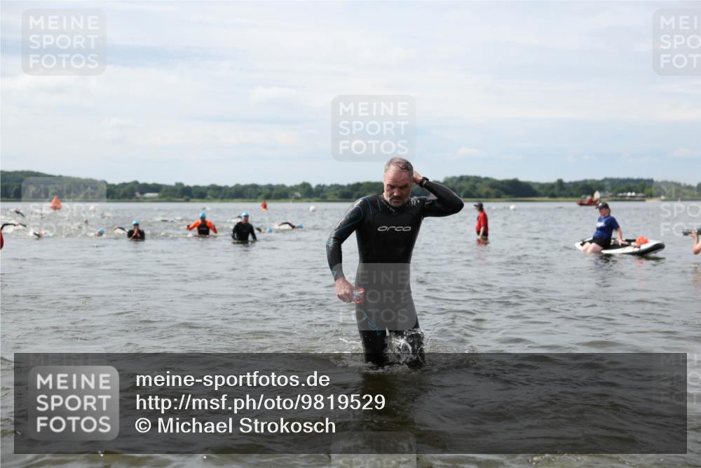 21.06.2026 - Viking Triathlon Michael Strokosch http://msf.ph/oto/9819529 21.06.2026 10:45:33 Schwimmen 37, 54, 85, 158, 376, 540, 562 meine-sportfotos.de