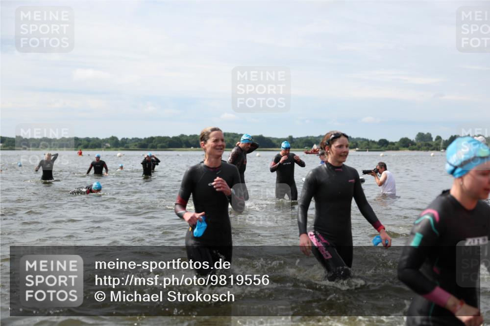 21.06.2026 - Viking Triathlon Michael Strokosch http://msf.ph/oto/9819556 21.06.2026 10:45:55 Schwimmen 107, 138, 172, 196, 245, 331, 389, 405, 448, 494, 510, 534, 539, 563 meine-sportfotos.de
