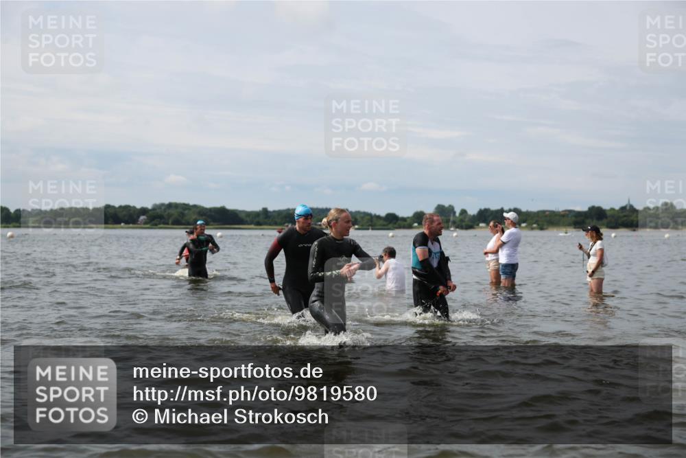 21.06.2026 - Viking Triathlon Michael Strokosch http://msf.ph/oto/9819580 21.06.2026 10:46:09 Schwimmen 91, 107, 322, 324, 403, 448, 494, 497, 510, 555, 563 meine-sportfotos.de
