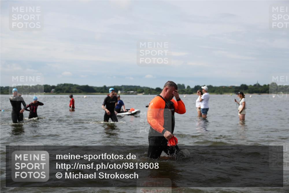 21.06.2026 - Viking Triathlon Michael Strokosch http://msf.ph/oto/9819608 21.06.2026 10:46:25 Schwimmen 156, 260, 322, 324, 341, 363, 388, 414, 497, 650, 654 meine-sportfotos.de