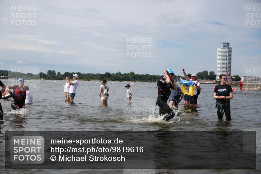 21.06.2026 - Viking Triathlon Michael Strokosch http://msf.ph/oto/9819616 21.06.2026 10:46:30 Schwimmen 156, 260, 341, 363, 388, 414, 443, 476, 497, 650, 654 meine-sportfotos.de