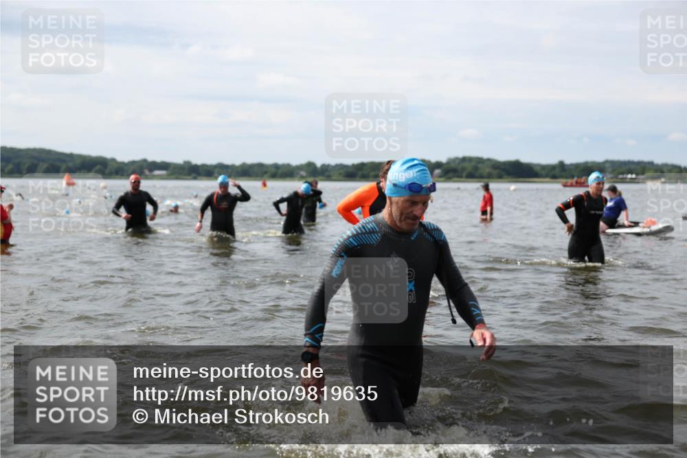 21.06.2026 - Viking Triathlon Michael Strokosch http://msf.ph/oto/9819635 21.06.2026 10:46:39 Schwimmen 156, 173, 217, 260, 341, 358, 363, 414, 443, 476, 650, 670 meine-sportfotos.de