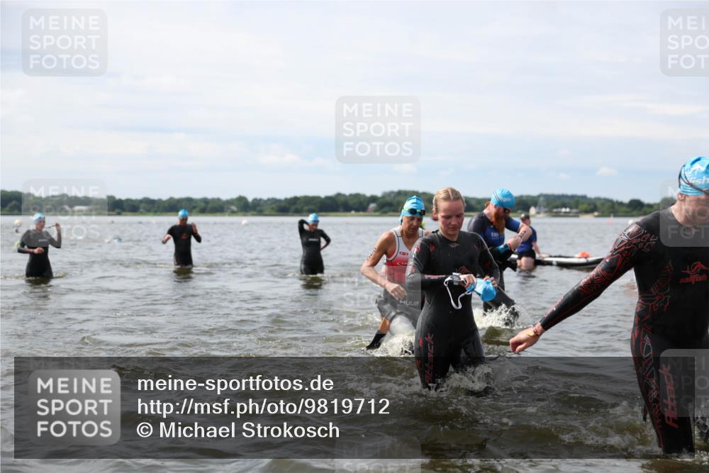 21.06.2026 - Viking Triathlon Michael Strokosch http://msf.ph/oto/9819712 21.06.2026 10:47:22 Schwimmen 56, 116, 123, 155, 183, 212, 297, 304, 317, 352, 353, 469, 554, 571 meine-sportfotos.de
