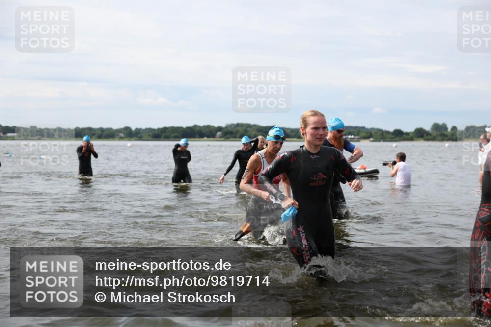 21.06.2026 - Viking Triathlon Michael Strokosch http://msf.ph/oto/9819714 21.06.2026 10:47:22 Schwimmen 56, 116, 123, 155, 183, 212, 297, 304, 317, 352, 353, 469, 554, 571 meine-sportfotos.de
