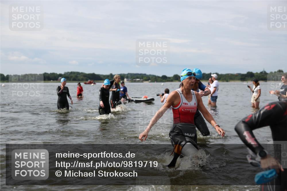 21.06.2026 - Viking Triathlon Michael Strokosch http://msf.ph/oto/9819719 21.06.2026 10:47:24 Schwimmen 56, 116, 123, 183, 212, 297, 304, 317, 352, 353, 469, 554, 571 meine-sportfotos.de