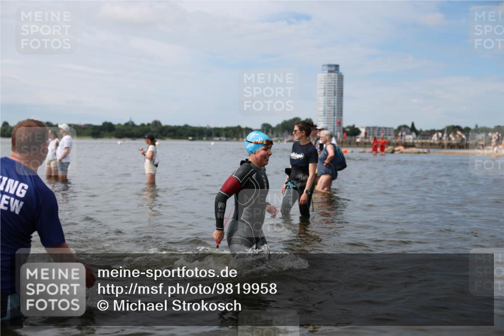 21.06.2026 - Viking Triathlon Michael Strokosch http://msf.ph/oto/9819958 21.06.2026 10:50:29 Schwimmen 57, 261, 295, 382, 416 meine-sportfotos.de