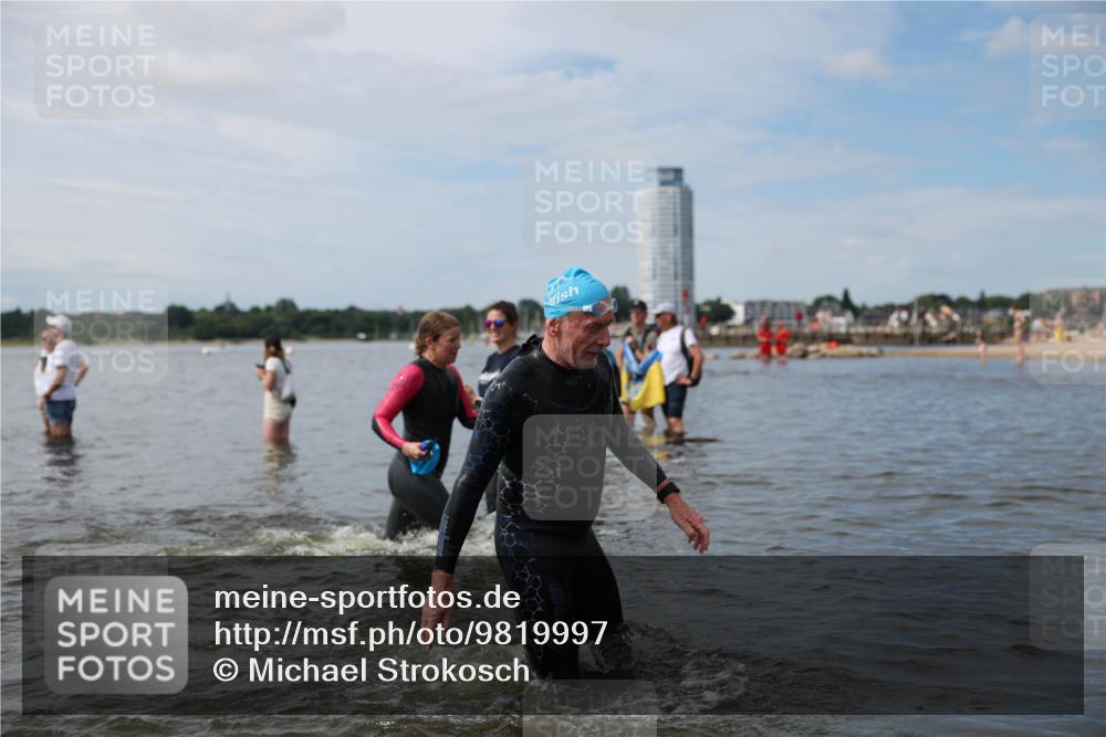 21.06.2026 - Viking Triathlon Michael Strokosch http://msf.ph/oto/9819997 21.06.2026 10:50:54 Schwimmen 66, 76, 184 meine-sportfotos.de