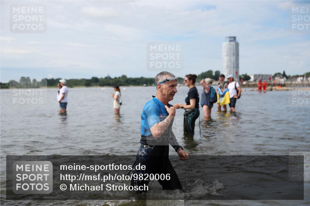 21.06.2026 - Viking Triathlon Michael Strokosch http://msf.ph/oto/9820006 21.06.2026 10:50:58 Schwimmen 66, 76, 184 meine-sportfotos.de