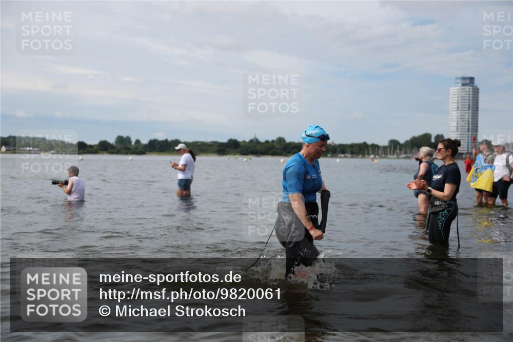 21.06.2026 - Viking Triathlon Michael Strokosch http://msf.ph/oto/9820061 21.06.2026 10:52:12 Schwimmen 40, 174, 222, 252, 272, 491 meine-sportfotos.de
