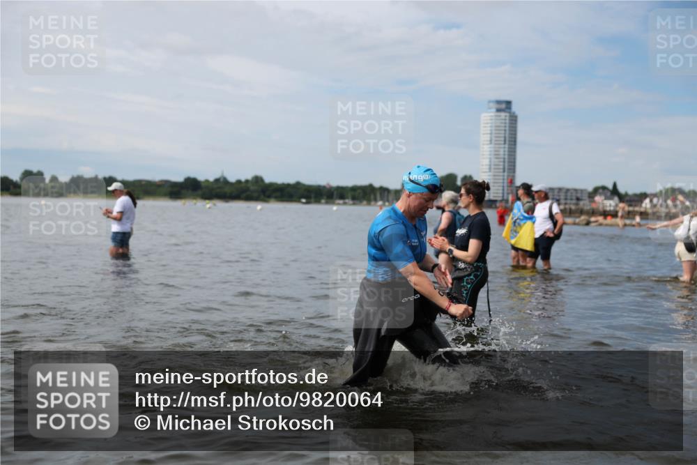 21.06.2026 - Viking Triathlon Michael Strokosch http://msf.ph/oto/9820064 21.06.2026 10:52:13 Schwimmen 40, 174, 222, 272, 491 meine-sportfotos.de