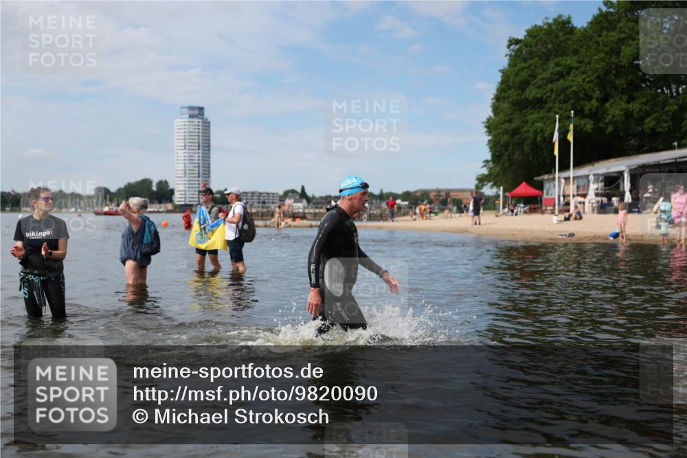21.06.2026 - Viking Triathlon Michael Strokosch http://msf.ph/oto/9820090 21.06.2026 10:52:51 Schwimmen 133, 385, 433, 532, 661 meine-sportfotos.de