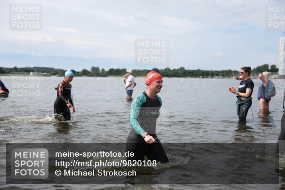 21.06.2026 - Viking Triathlon Michael Strokosch http://msf.ph/oto/9820108 21.06.2026 10:53:02 Schwimmen 133, 307, 433, 471, 532, 564, 622, 661 meine-sportfotos.de