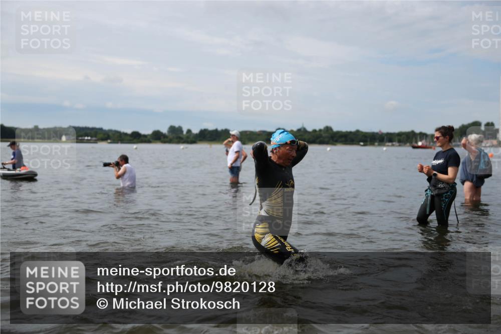 21.06.2026 - Viking Triathlon Michael Strokosch http://msf.ph/oto/9820128 21.06.2026 10:53:11 Schwimmen 92, 133, 283, 307, 433, 471, 564, 622, 661 meine-sportfotos.de