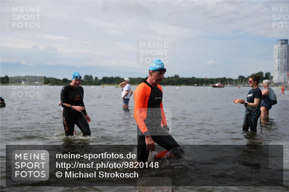 21.06.2026 - Viking Triathlon Michael Strokosch http://msf.ph/oto/9820148 21.06.2026 10:53:30 Schwimmen 59, 92, 182, 283, 365, 375, 538, 607 meine-sportfotos.de