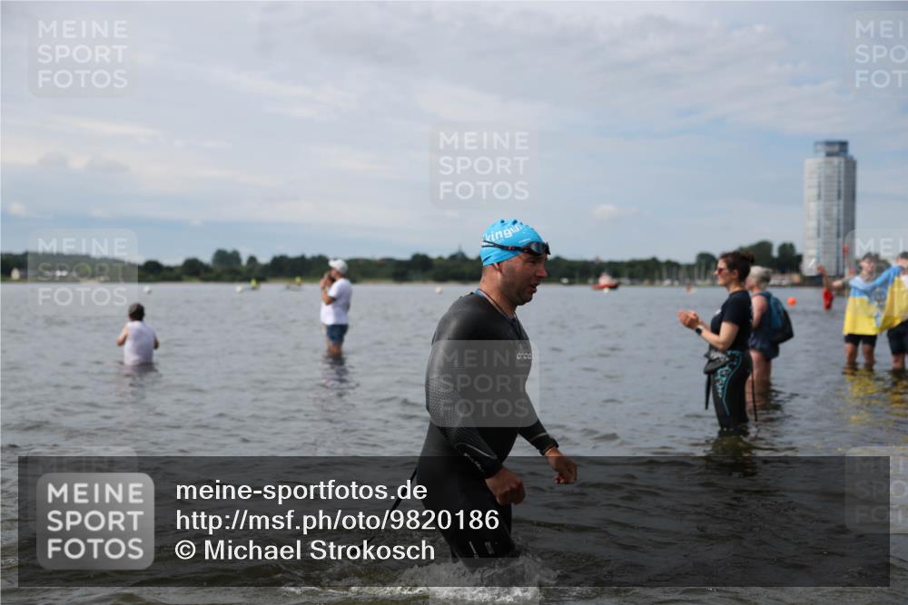 21.06.2026 - Viking Triathlon Michael Strokosch http://msf.ph/oto/9820186 21.06.2026 10:53:53 Schwimmen 61, 97, 190, 203, 237, 257, 390, 515, 631 meine-sportfotos.de