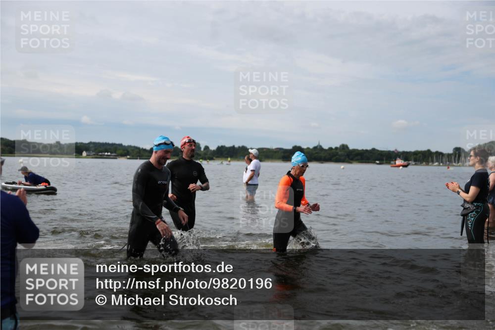 21.06.2026 - Viking Triathlon Michael Strokosch http://msf.ph/oto/9820196 21.06.2026 10:53:57 Schwimmen 61, 97, 190, 203, 237, 257, 390, 515, 631 meine-sportfotos.de